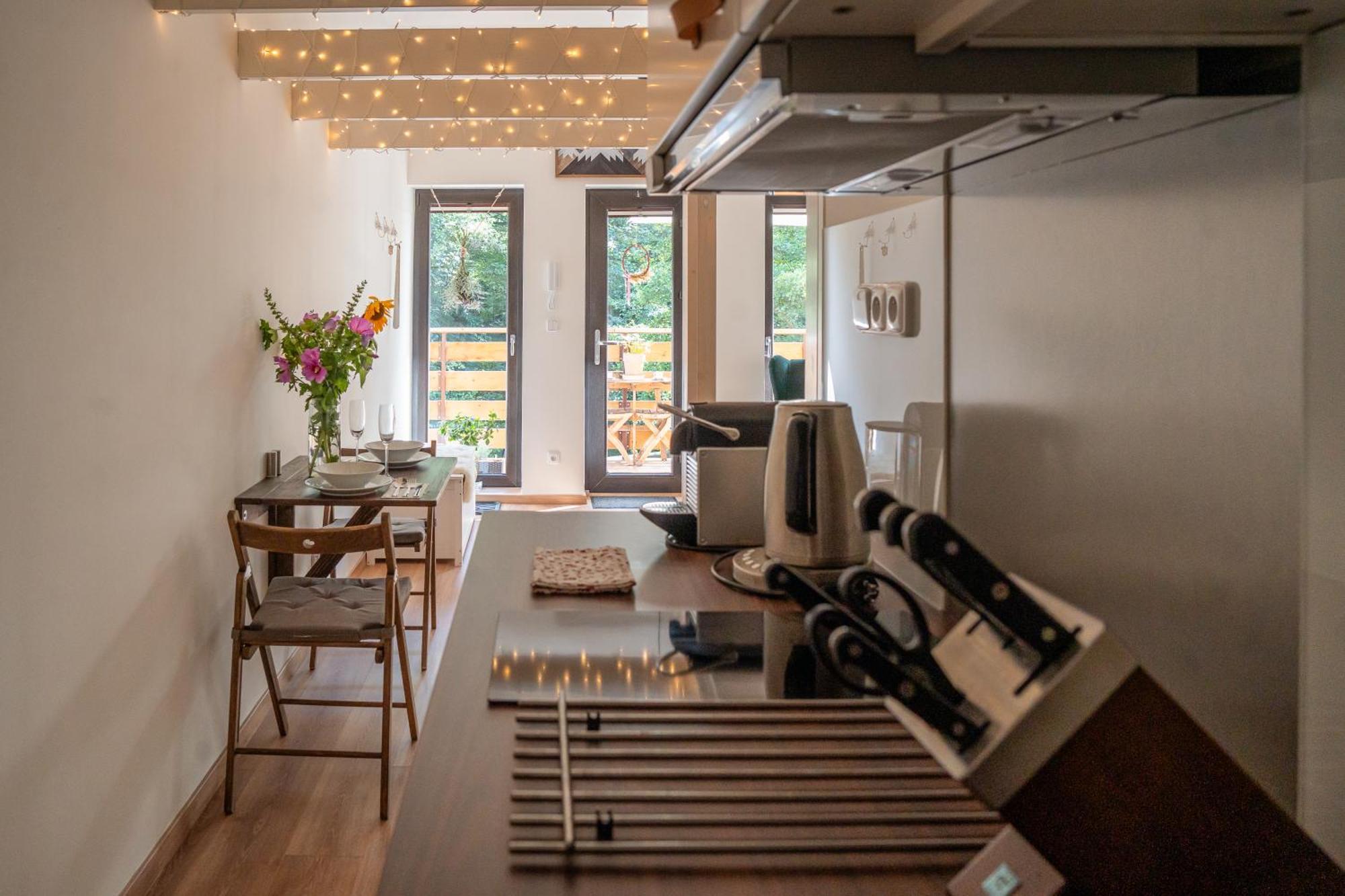 Apartman Spaleny Mlyn Lisnice Zewnętrze zdjęcie