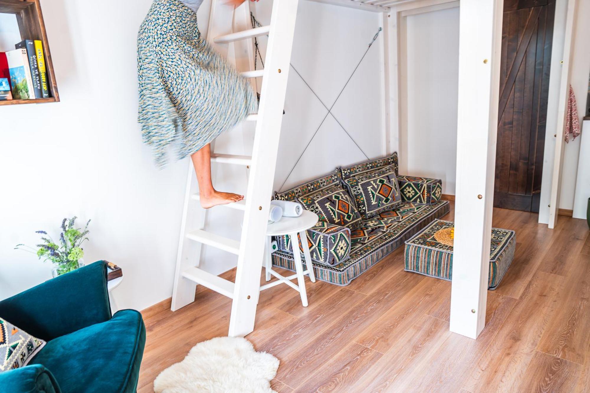 Apartman Spaleny Mlyn Lisnice Zewnętrze zdjęcie